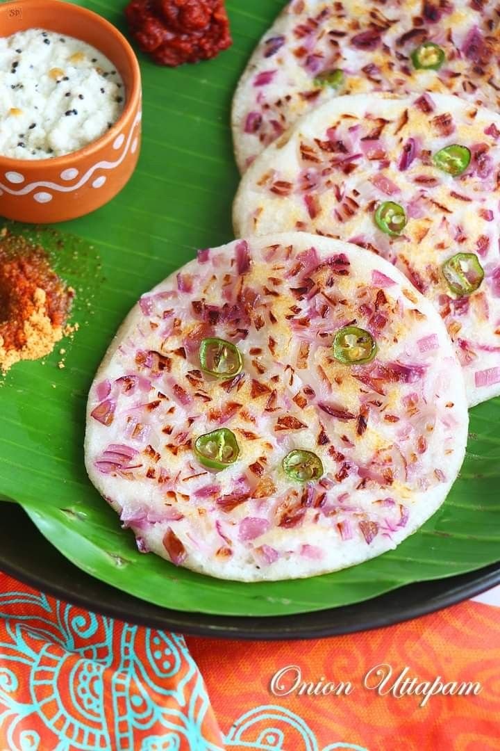 Onion Uttapam - प्याज उत्तपम 