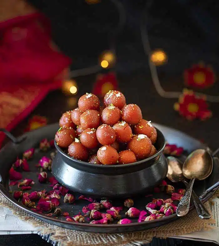 Small Gulab Jamun - छोटे गुलाब जामुन 